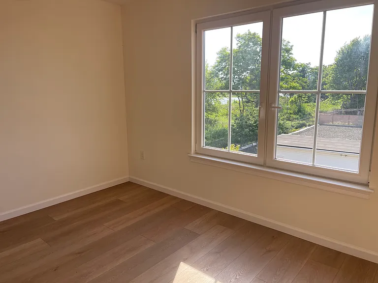 792 Olympia Blvd — Photo 13