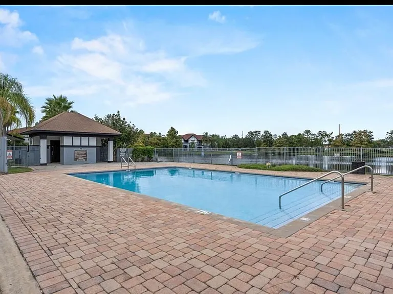 5513 Pga Blvd — Photo 37