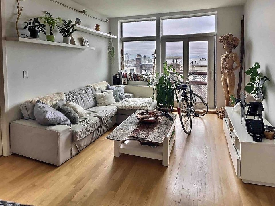 1st image of 114 Troutman St #3D