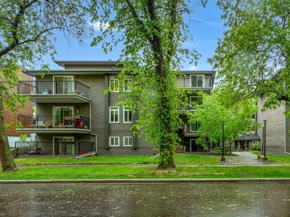 819 E 4a St NE #208, Calgary, AB T2E 3W3