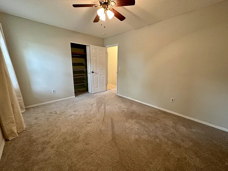 12937 Weatherfield Dr — Photo 25