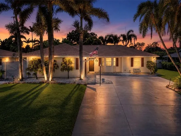 175 9th Ct, Vero Beach, FL 32962