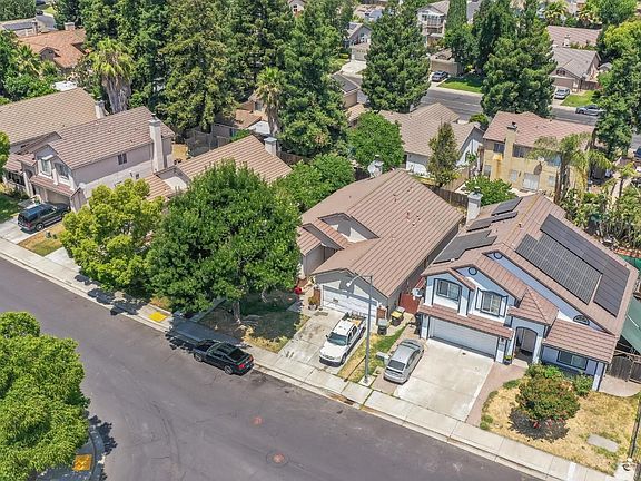 3rd image of 4150 Blake Cir