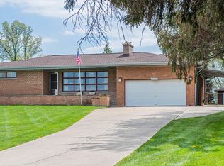 22W245 Sunnyside Rd, Medinah, IL 60157