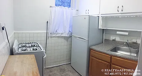 Rented by Alexiou Realty