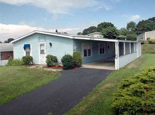 820 Clover Ln, Murrysville, PA