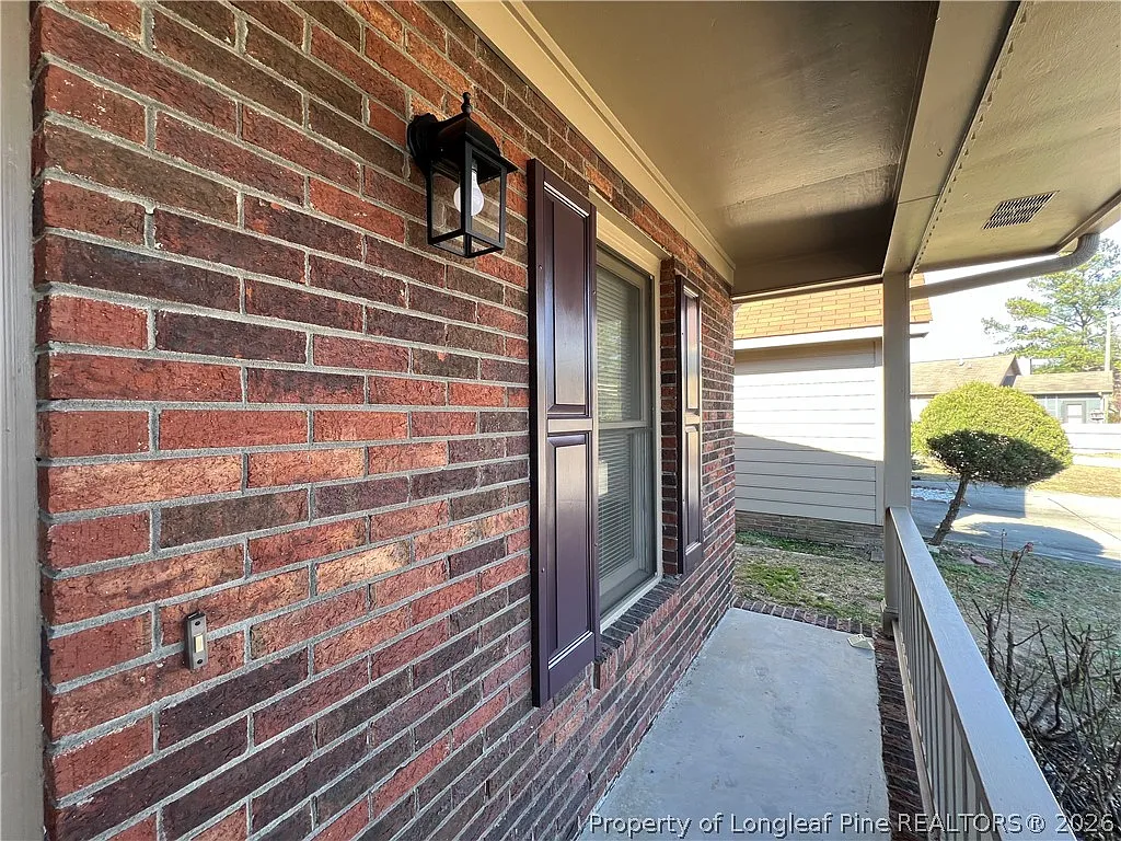 Building Photo - 2587 Gotts Ln