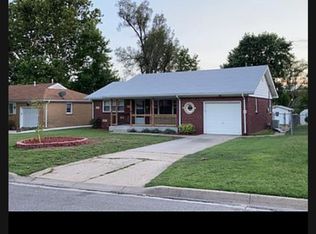 735 N El Paso Dr, Derby, KS 67037