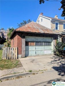 742 N Brick St, Allentown, PA, 18102