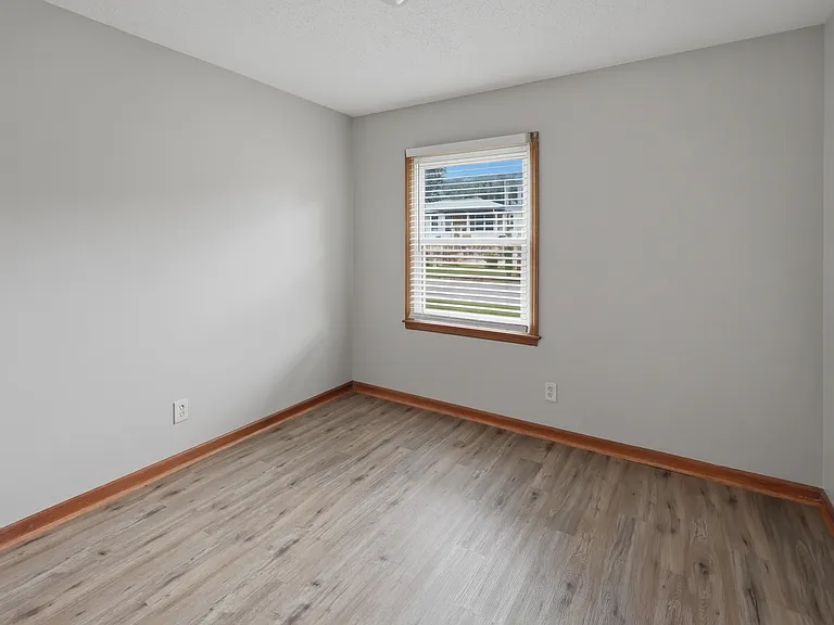 4442 Millvale Dr SW — Photo 5