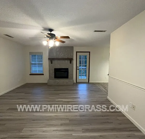214 Brookside Ln — Photo 29