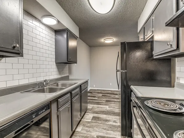 Putnam Green, 7525 Knight Lake Dr #7400-110, Oklahoma City, OK 73132