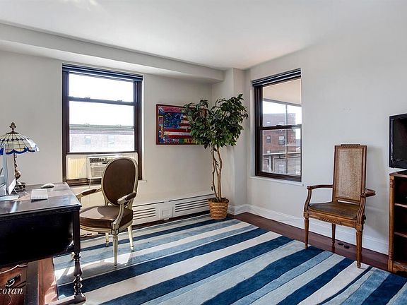 5th image of 6145 98th St APT 16J