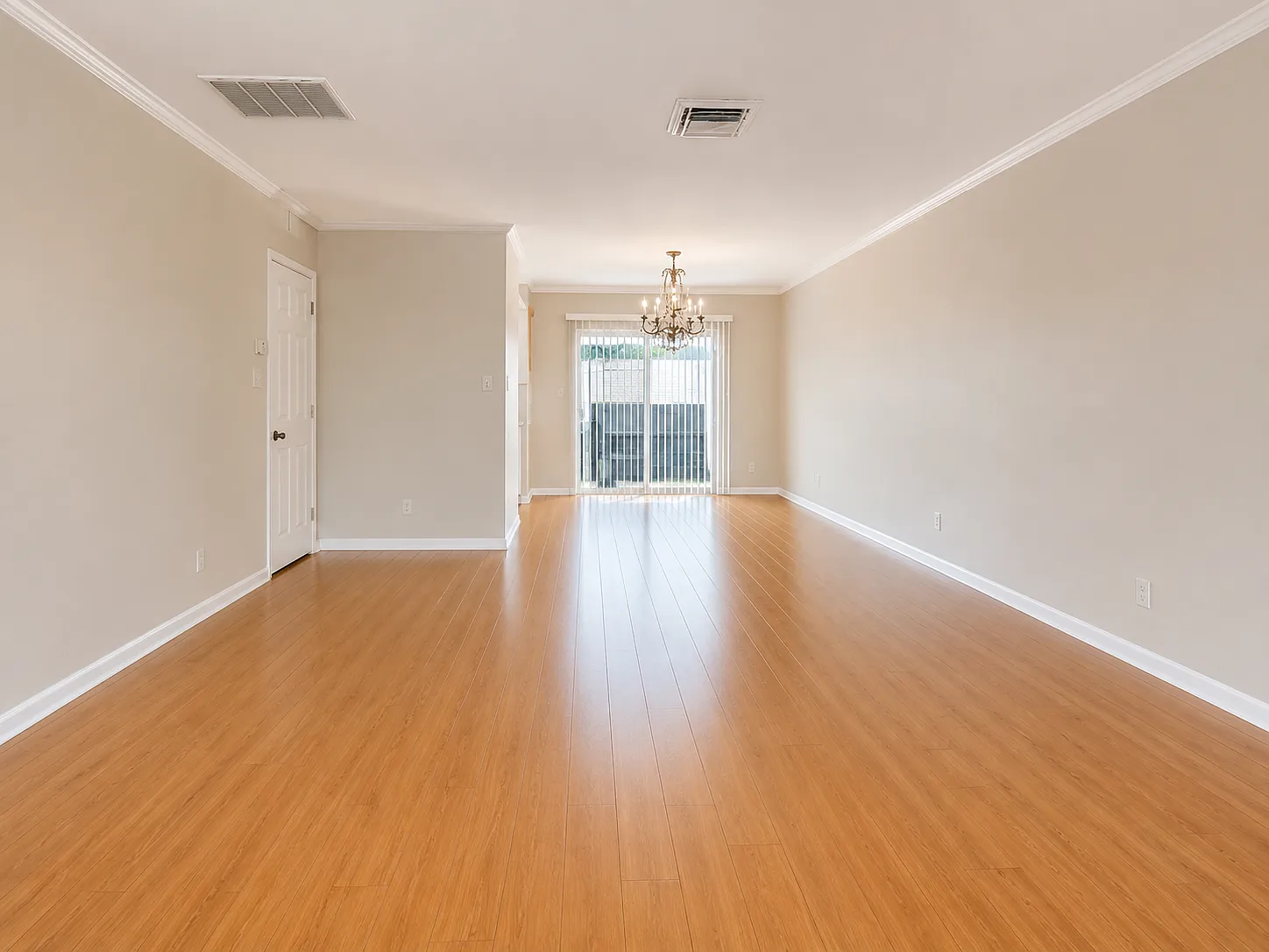 2 bed, 1.5 bath, 1071 sqft, $2,850 — Photo 1