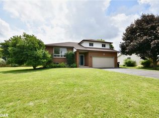 252 Nelson Cres, Innisfil, ON L9S1E7