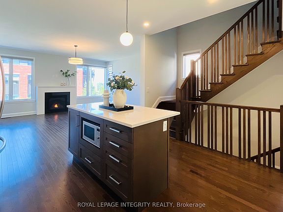 4th image of 147 Boundstone Way