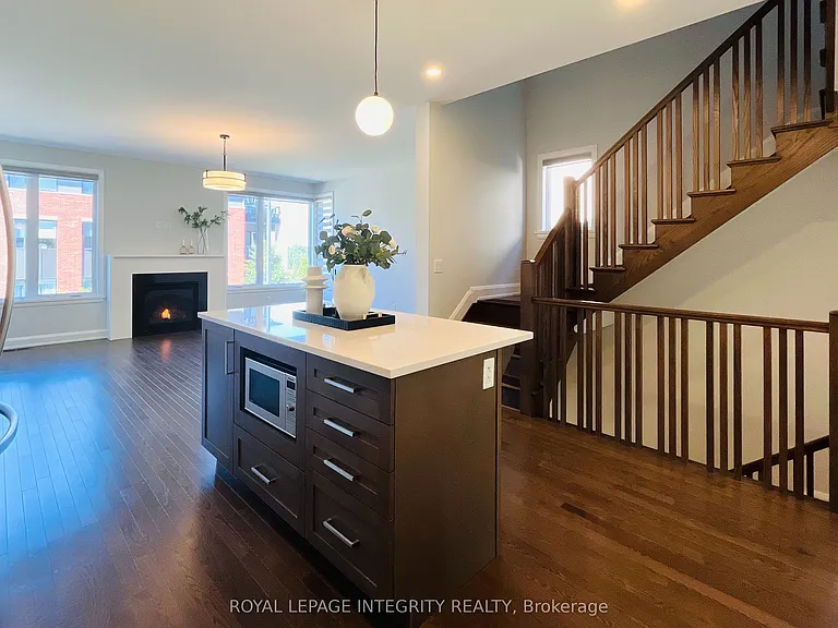 147 Boundstone Way — Photo 4