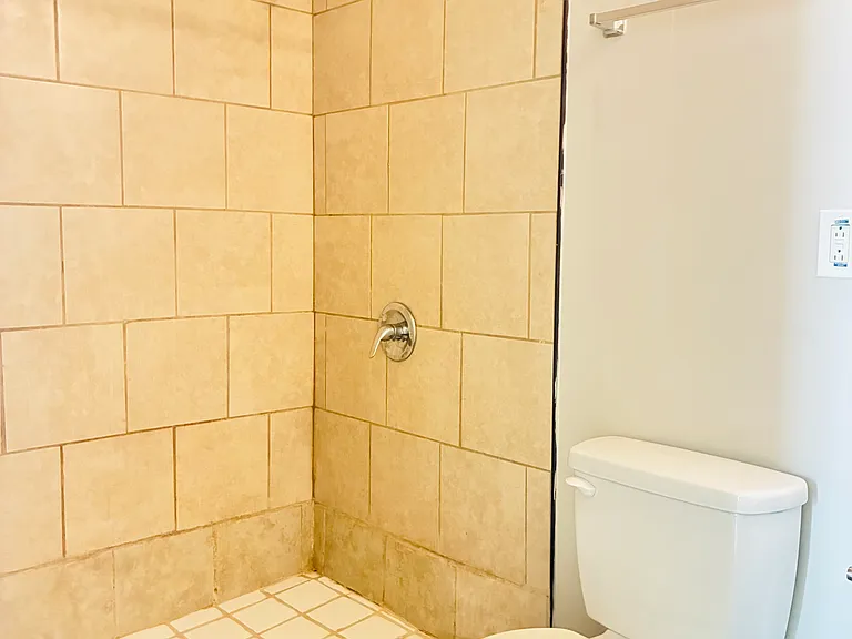 2710 Birchfield Ln — Photo 7