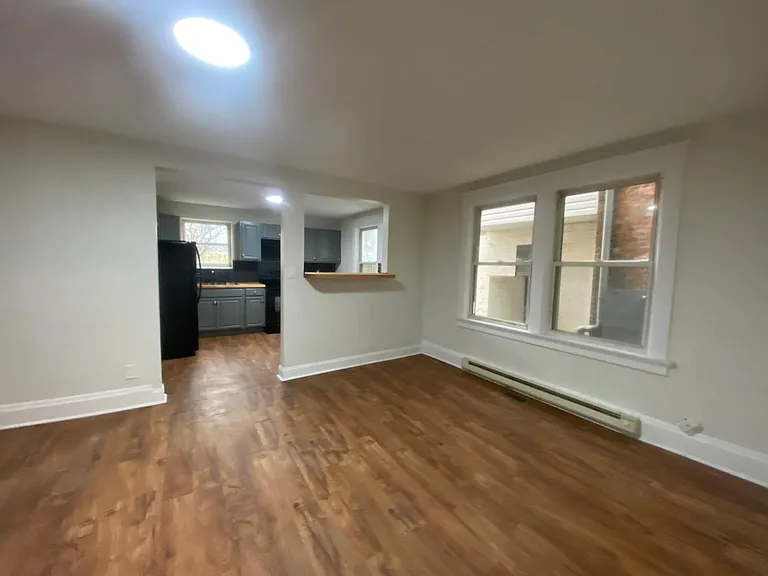 333 W Pike St #1 — Photo 4