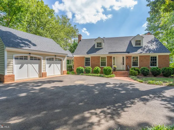 4803 Autumn Lake Way, Annandale, VA 22003