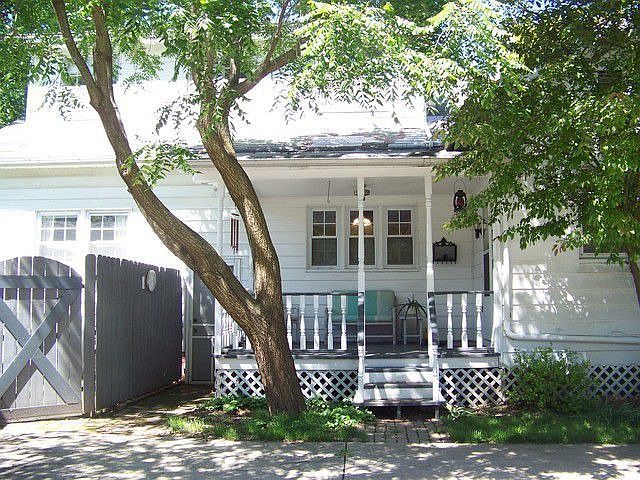 2nd image of 202 S Morgan St
