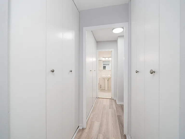 6040 Boulevard East #5M — Photo 11
