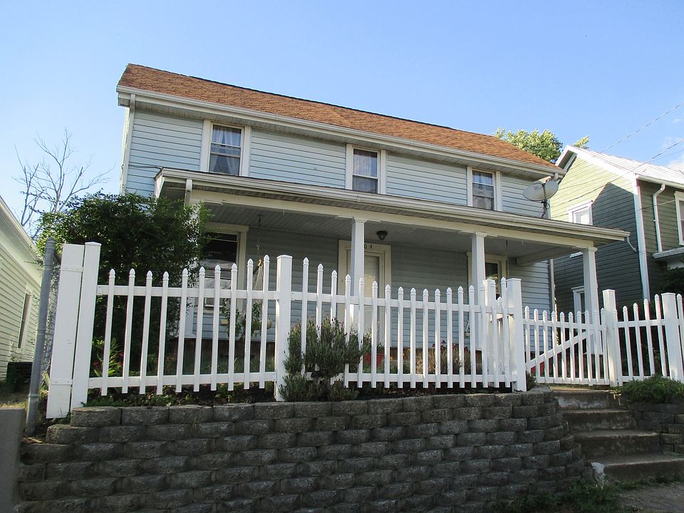 1st image of 1304 Stewart Ave SE