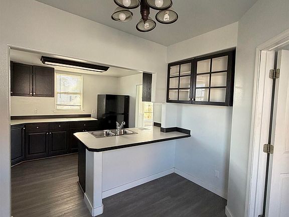 4th image of 2024 2nd St S