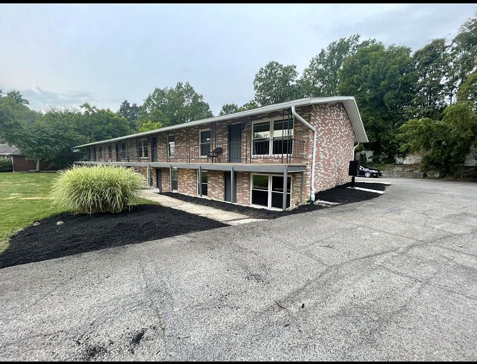 1st image of 1746 N Carnegie Ave #3