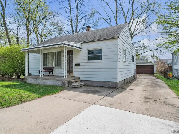 8620 Stephens Rd, Warren, MI 48089