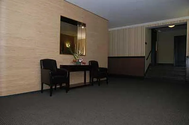 Rented by Buchbinder & Warren | media 9
