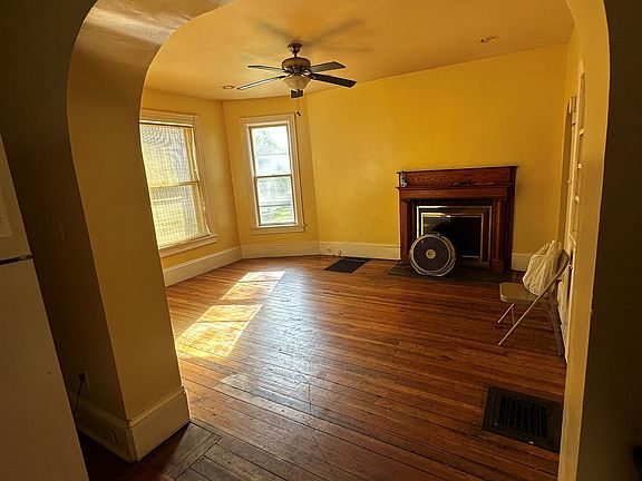 4th image of 1039 Wendell Ave #1