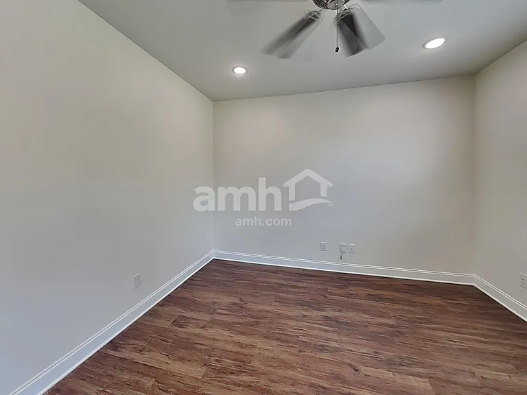 12120 Golden Farm Ln — Photo 6