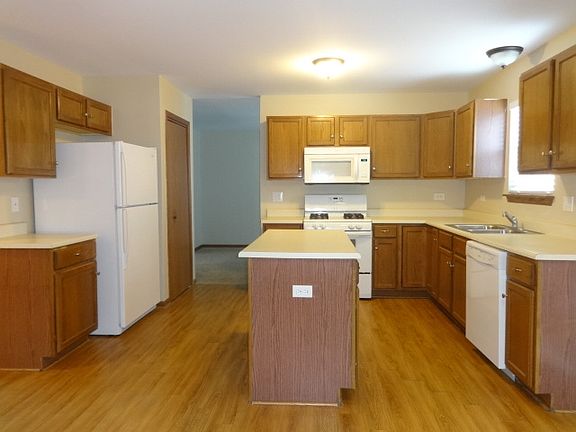 2nd image of 5206 Kingsbury Estates Dr