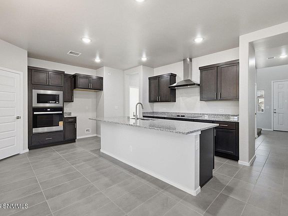 2nd image of 7027 Sentinel Ave