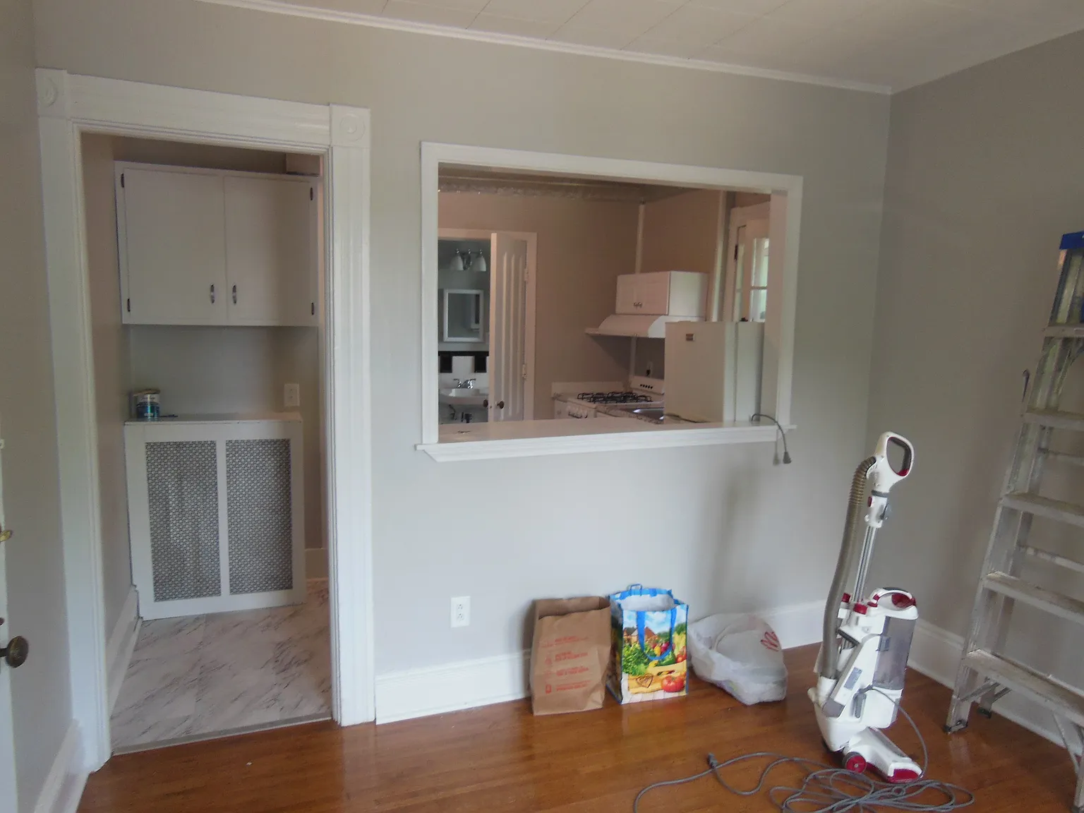 Studio, 400 sqft, $800 — Photo 3