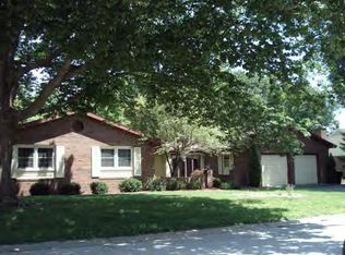 13 Highland Shore Dr, Danville, IL 61832