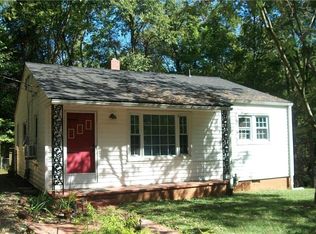 24 Hackney St, Lexington, NC 27292