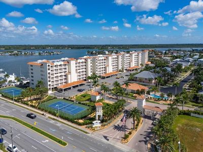 17745 Gulf Blvd APT 702, Redington Shores, FL, 33708
