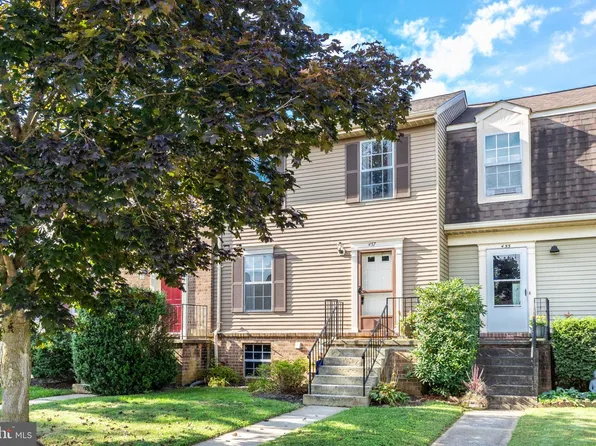 457 Logan Dr, Westminster, MD 21157