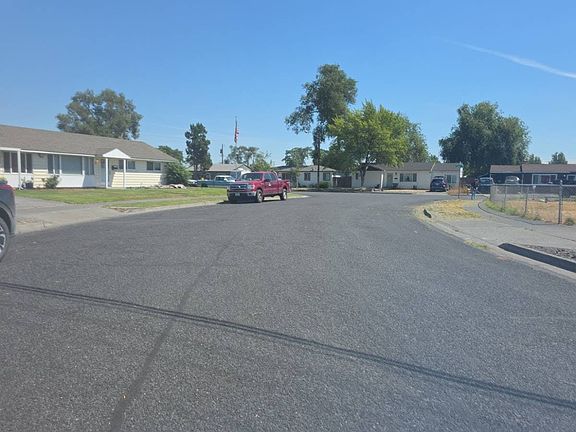 4th image of 1412 W Fern Dr