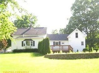 391 Pond Rd, Lewiston, ME 04240