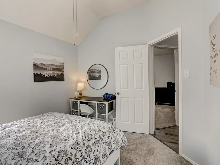 6302 Mount Vernon Dr — Photo 36