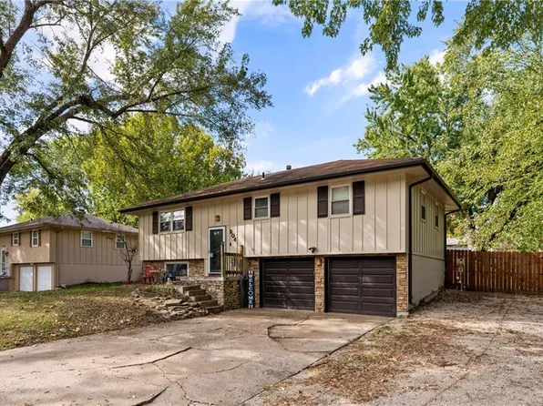 204 Young St, Grain Valley, MO 64029