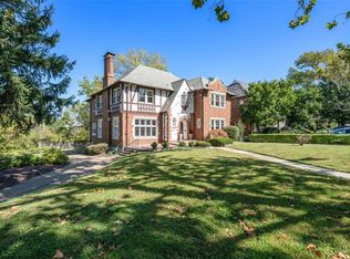 7367 Teasdale Ave, Saint Louis, MO