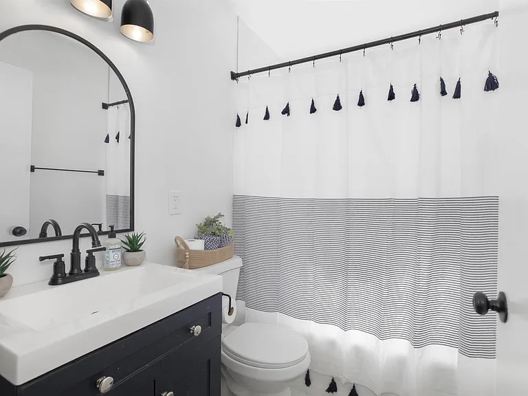 724 Rose Dr — Photo 14