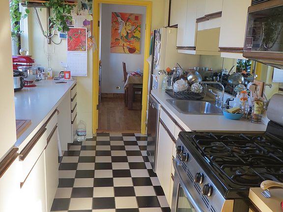 4th image of 4466 W Pine Blvd APT 7C