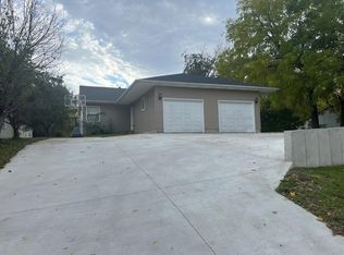 1542 Blossom St SE, Grand Rapids, MI 49508