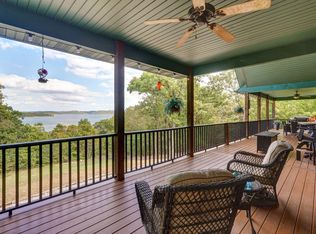 1056 Bread Tray Mountain Rd, Lampe, MO 65681