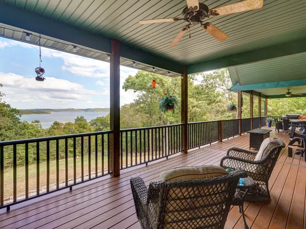 1056 Bread Tray Mountain Road, Lampe, MO 65681